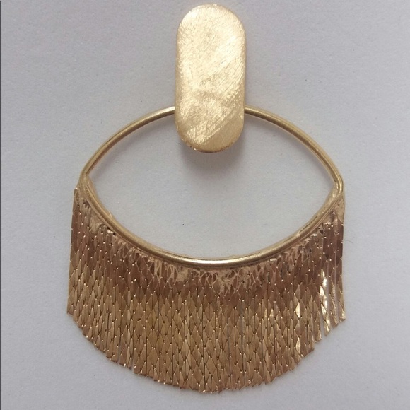 Earring - Picture 1 of 1